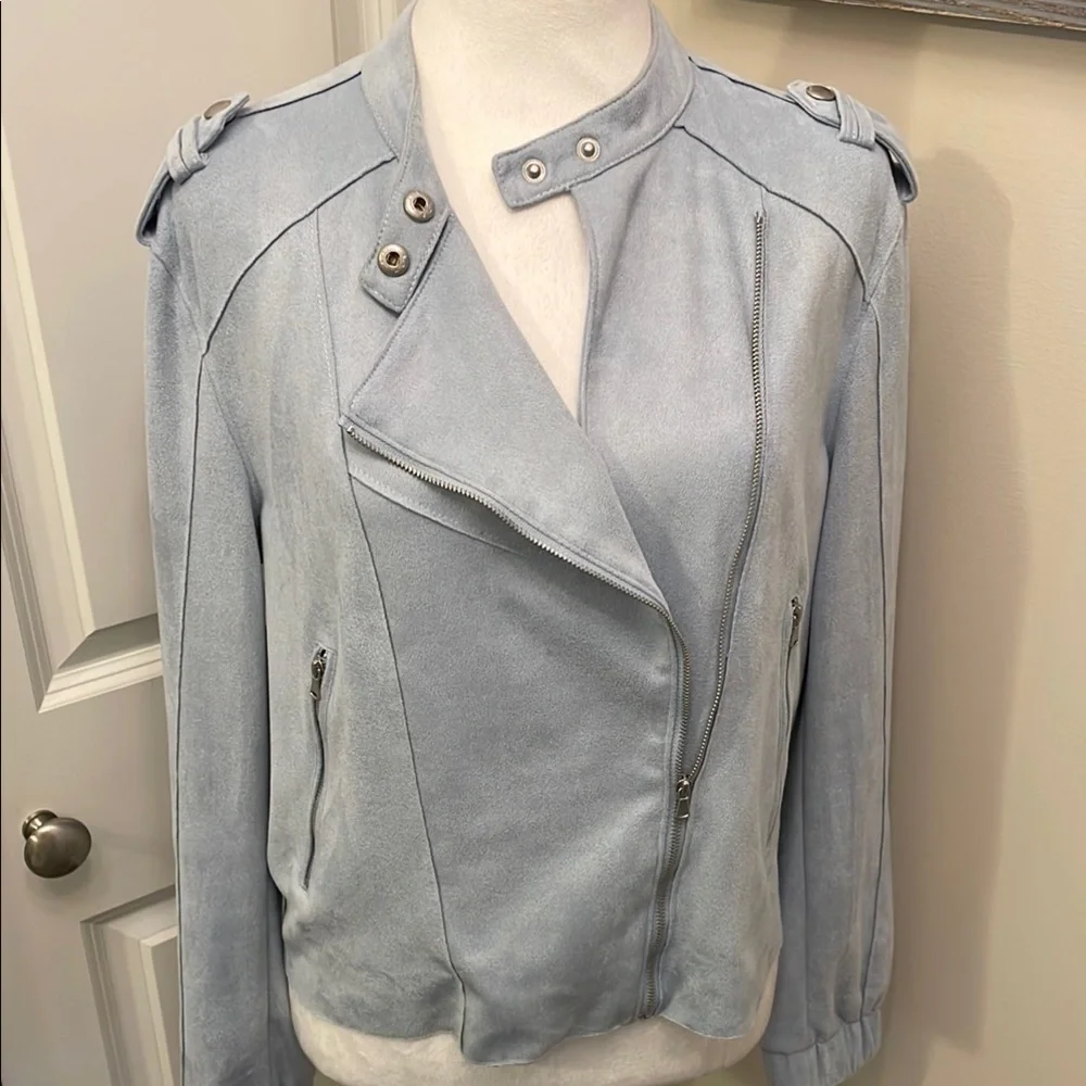 BLANK NYC Blue Suede Moto Jacket with Asymmetrical Design and Lapels. - Picture 2 of 14